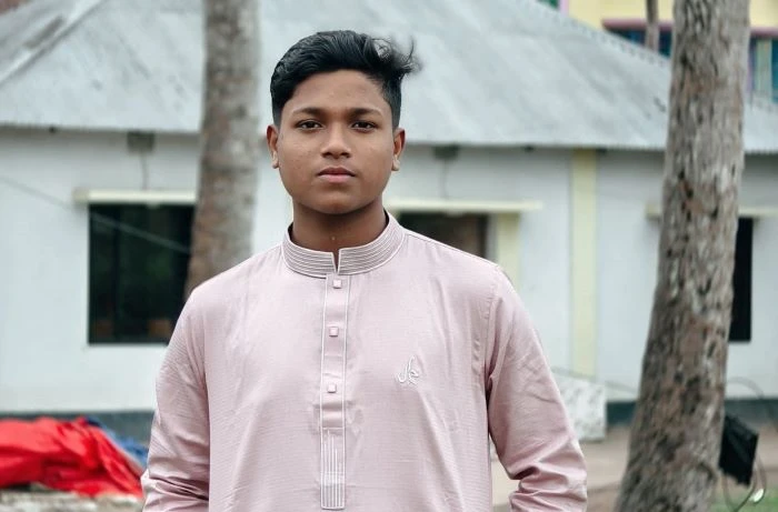 নোয়াখালীতে মাদকের বিরোধে স্কুলছাত্রকে কুপিয়ে হত্যা, আটক ১